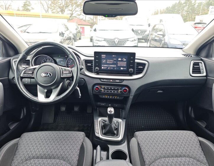 KIA XCeed SUV / Terénní 1,5 l 118 kw