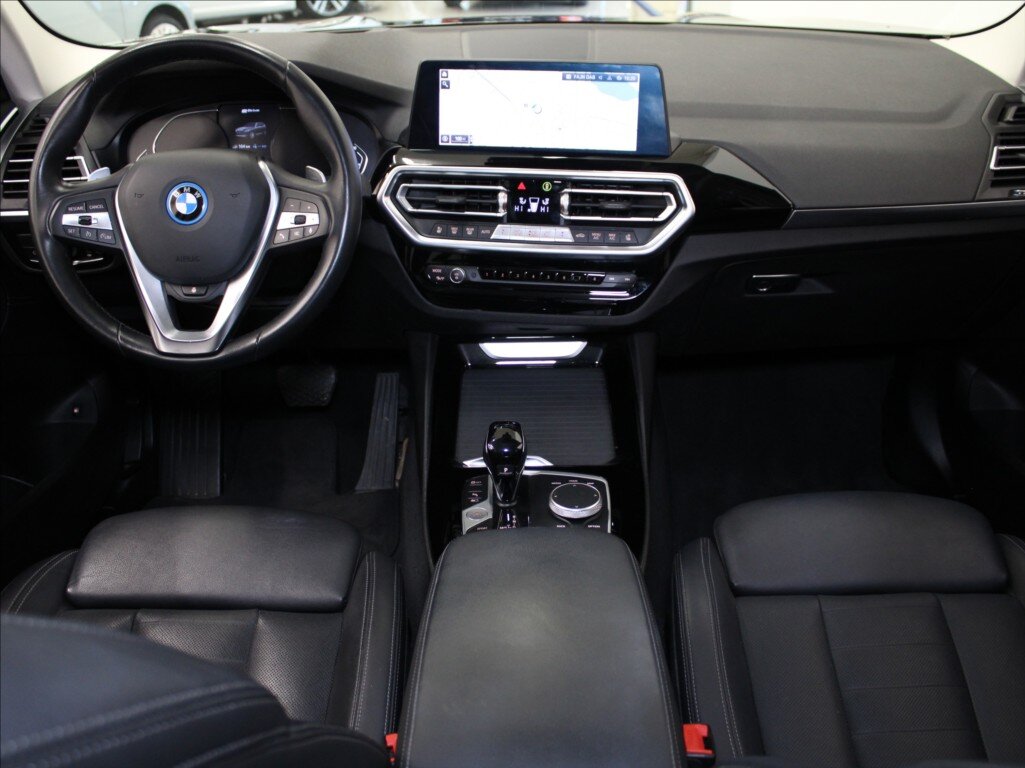 BMW X3 SUV / Terénní 2,0 l 215 kw
