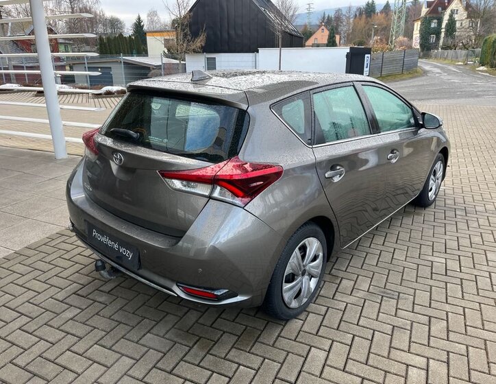 Toyota Auris Hatchback 1,6 l 97 kw