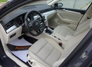 Volkswagen Passat Kombi 1,6 l 88 kw
