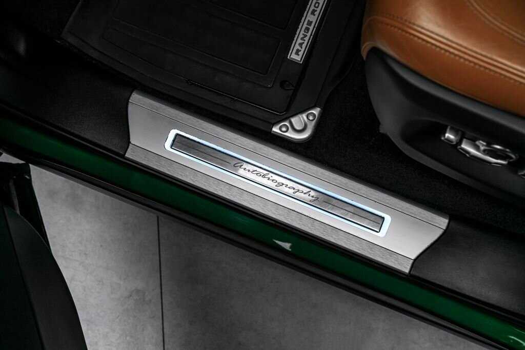 Land Rover Range Rover SUV 4,4 l 250 kw