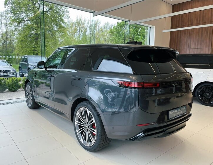 Land Rover Range Rover Sport SUV 3,0 l 221 kw