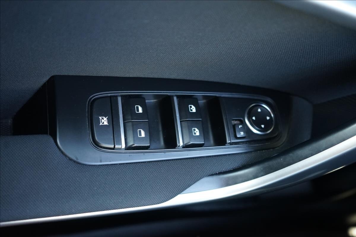 KIA Ceed Hatchback 998,0 73 kw