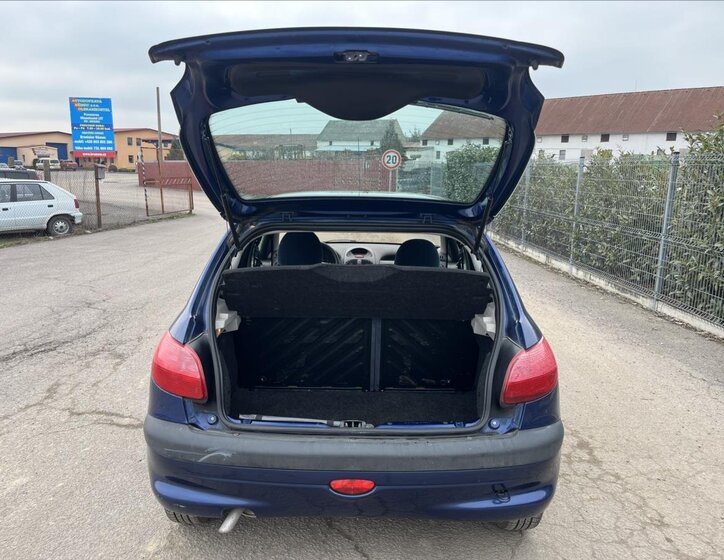 Peugeot 206 Hatchback 1,4 l 55 kw