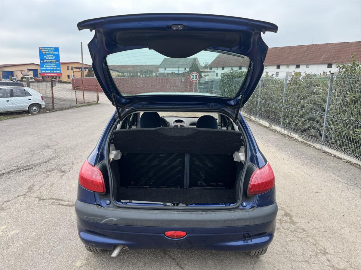 Peugeot 206 Hatchback 1,4 l 55 kw