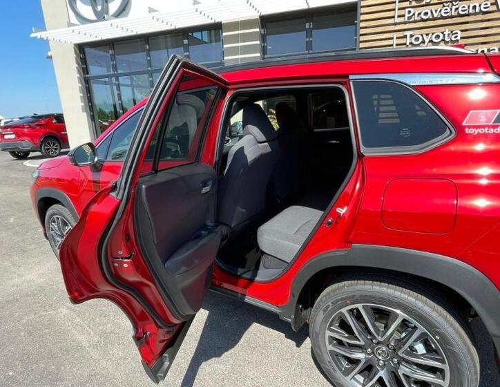 Toyota Corolla Cross 34