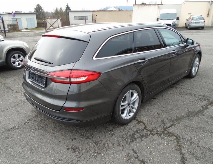 Ford Mondeo Kombi 2,0 l 110 kw