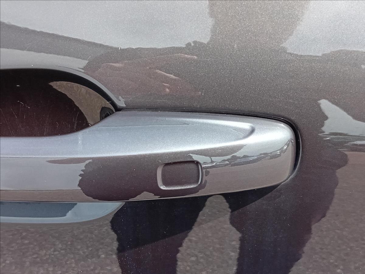 Volvo XC60 SUV / Terénní 2,0 l 173 kw