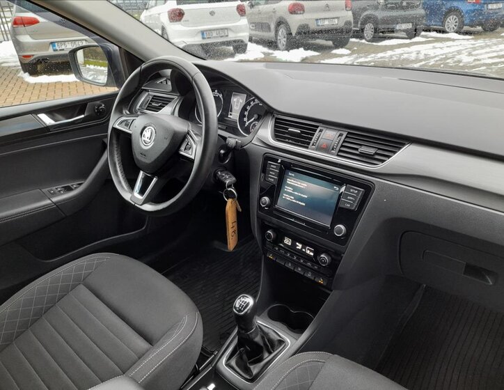 Škoda Rapid Liftback 999,0 81 kw