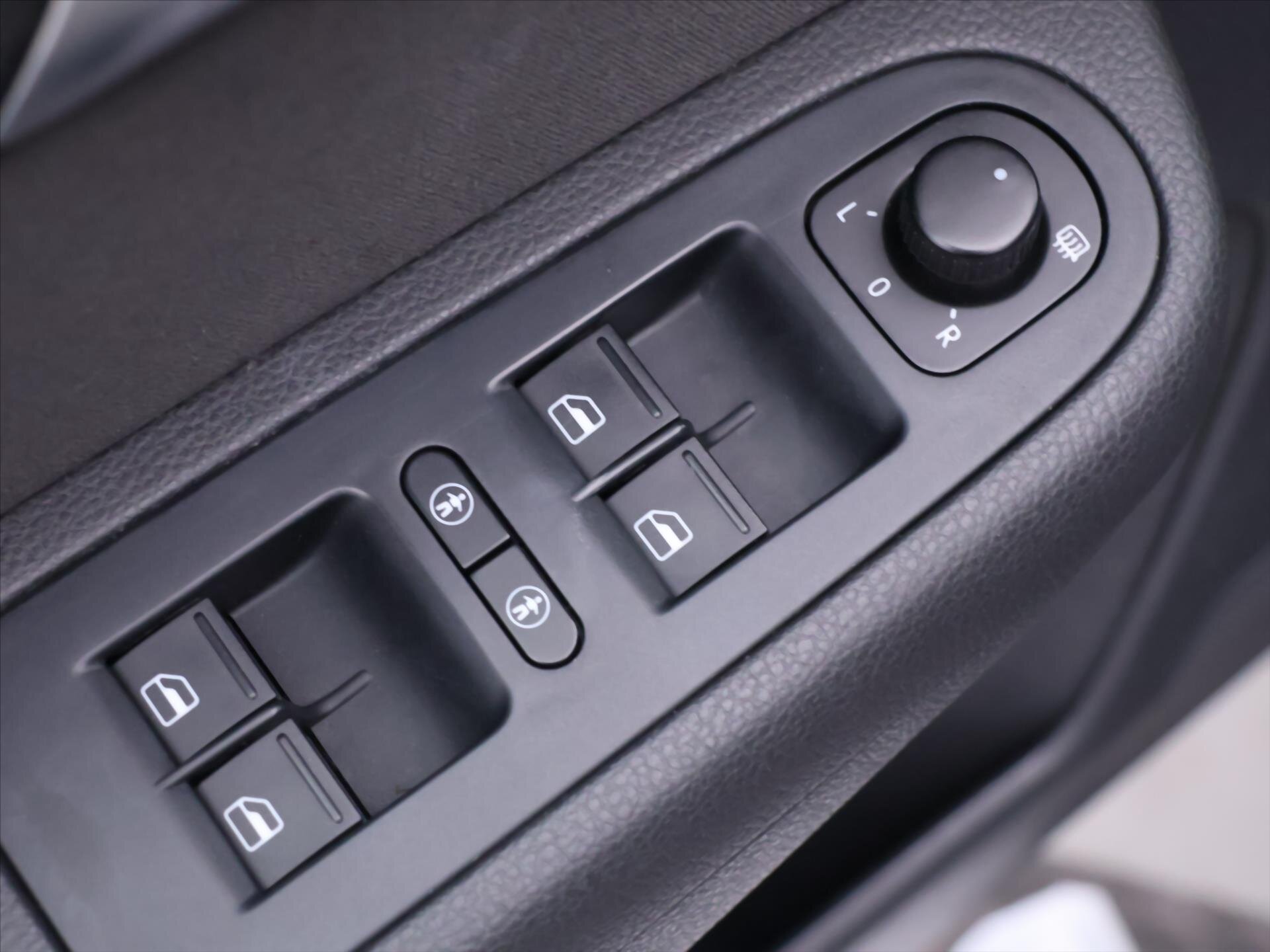 Volkswagen Sharan MPV 2,0 l 103 kw