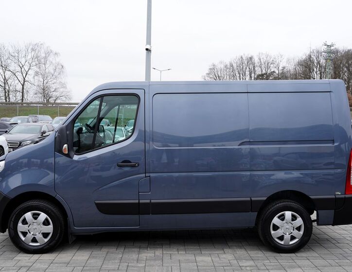 Nissan NV400 3