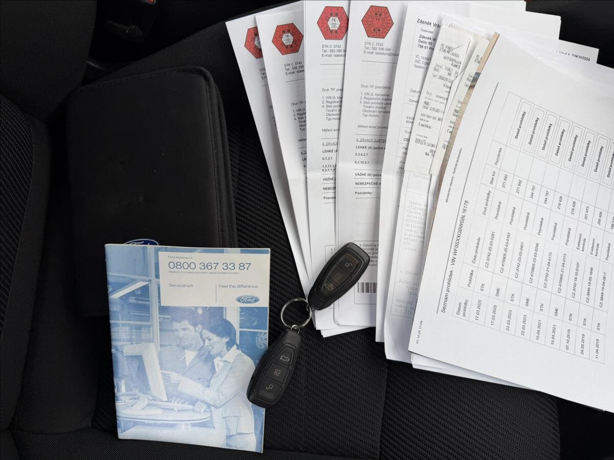 Ford S-MAX MPV 2,2 l 147 kw