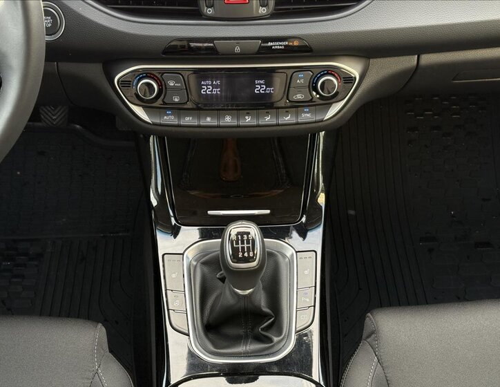 Hyundai i30 Hatchback 1,5 l 70 kw