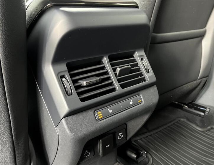 Land Rover Range Rover Evoque 27