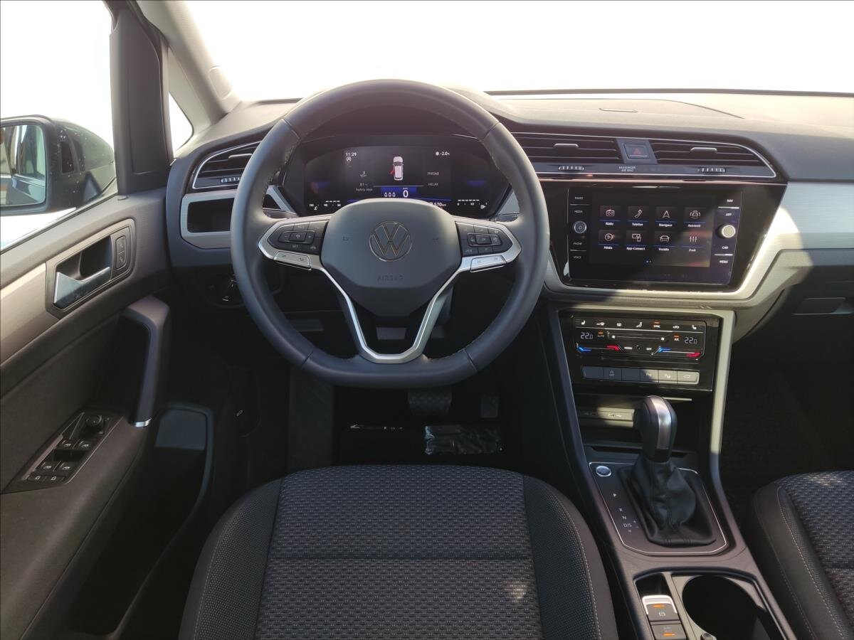 Volkswagen Touran MPV 1,5 l 110 kw