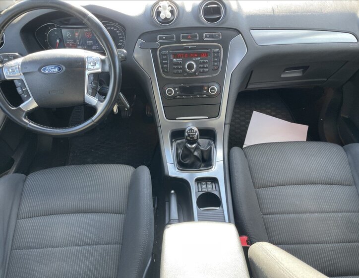 Ford Mondeo Kombi 2,0 l 103 kw
