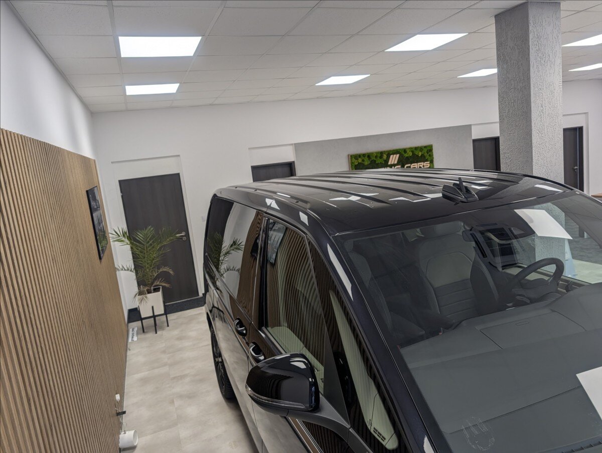 Volkswagen Multivan VAN / Minibus 1,5 l 130 kw