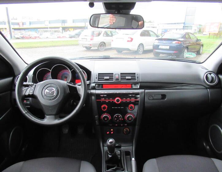 Mazda 3 9