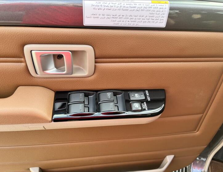 Toyota Land Cruiser 14