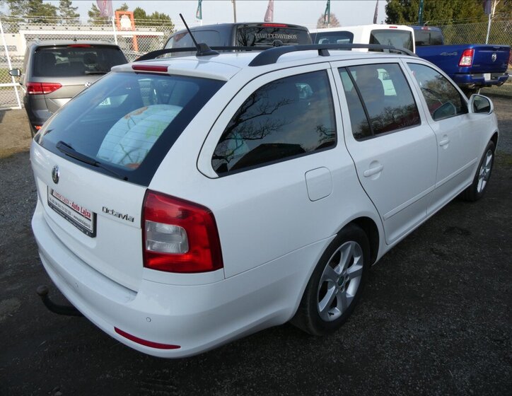 Škoda Octavia Kombi 2,0 l 103 kw