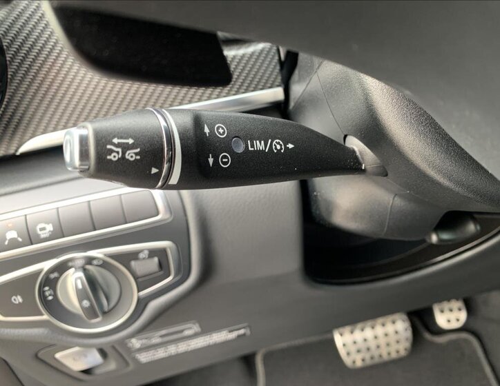 Mercedes-Benz Ostatní Ostatní 2,0 l 174 kw