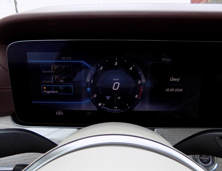 Mercedes-Benz Třídy E 33