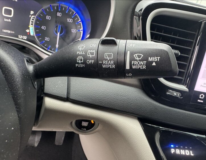 Chrysler Pacifica 34