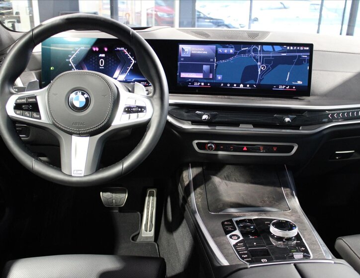 BMW X7 SUV 3,0 l 250 kw