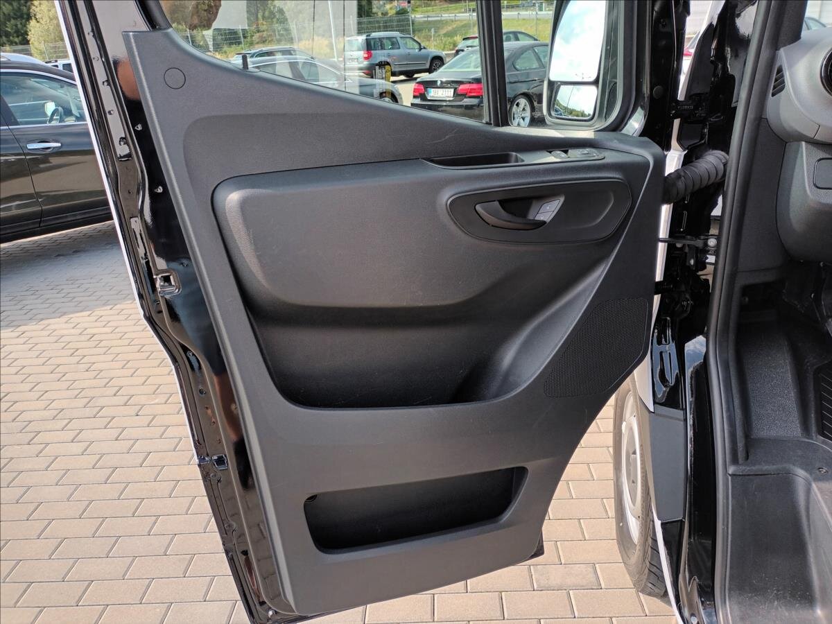 Mercedes-Benz Sprinter Ostatní 3,0 l 140 kw