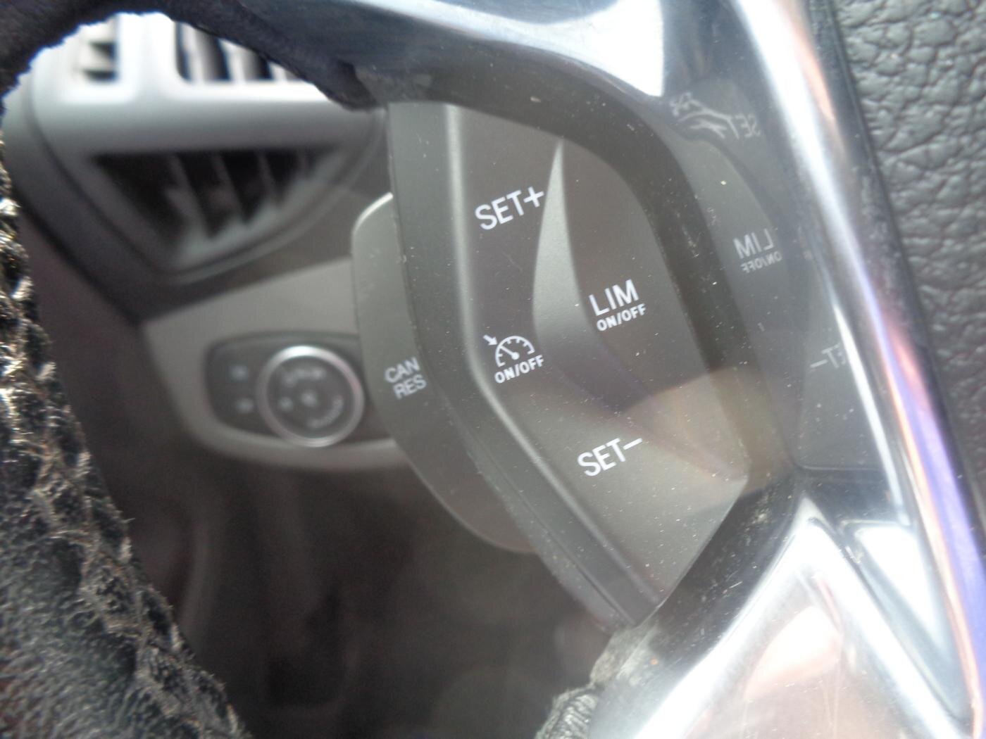 Ford Transit Connect Pick-up 1,5 l 88 kw