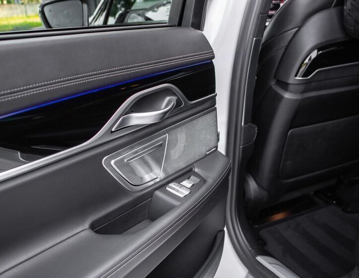 BMW Řada 7 Sedan 3,0 l 294 kw