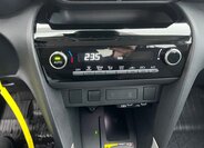 Toyota Yaris Cross 21