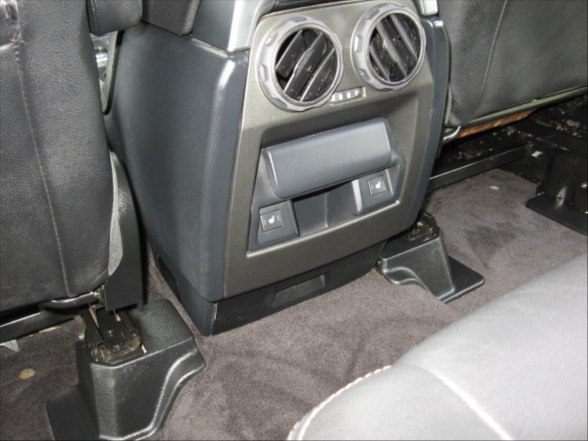 Land Rover Discovery Kombi 3,0 l 188 kw