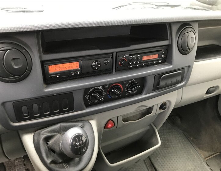Renault Master 13