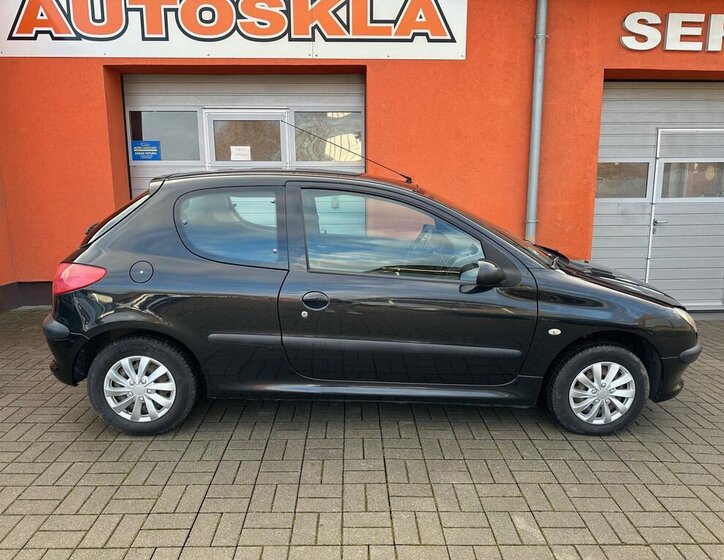 Peugeot 206 4