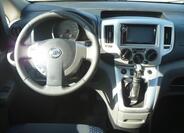 Nissan NV200 16