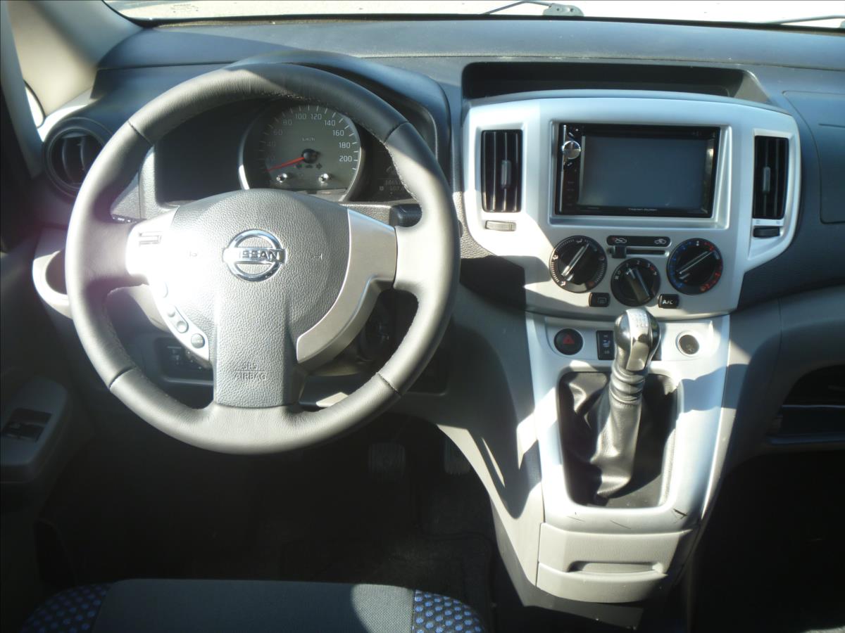 Nissan NV200