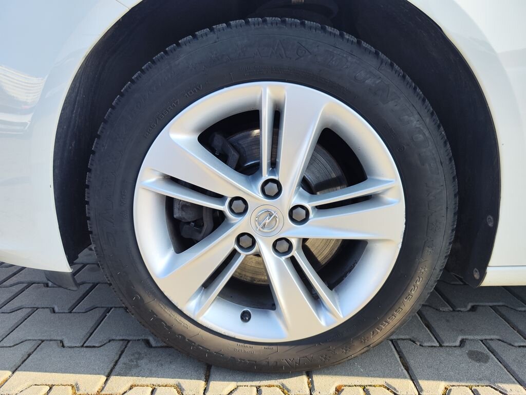 Opel Insignia Kombi 2,0 l 128 kw