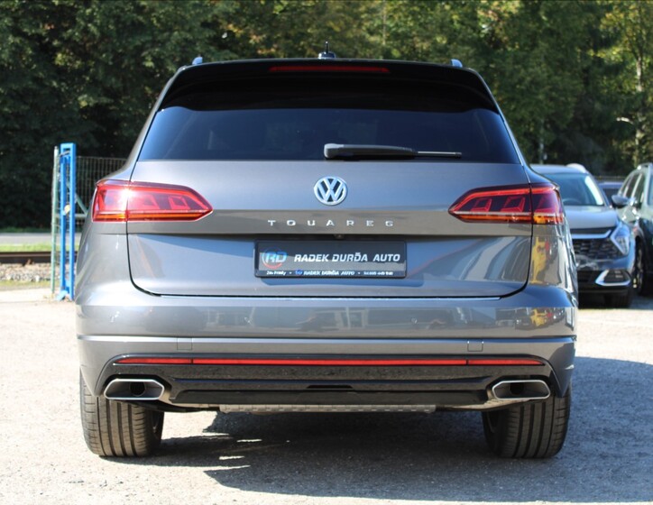 Volkswagen Touareg 6