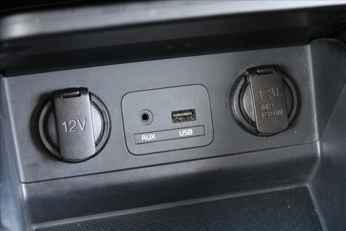 KIA Carens MPV 1,6 l 99 kw