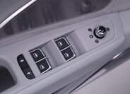 Audi A8 Sedan 4,2 l 273 kw