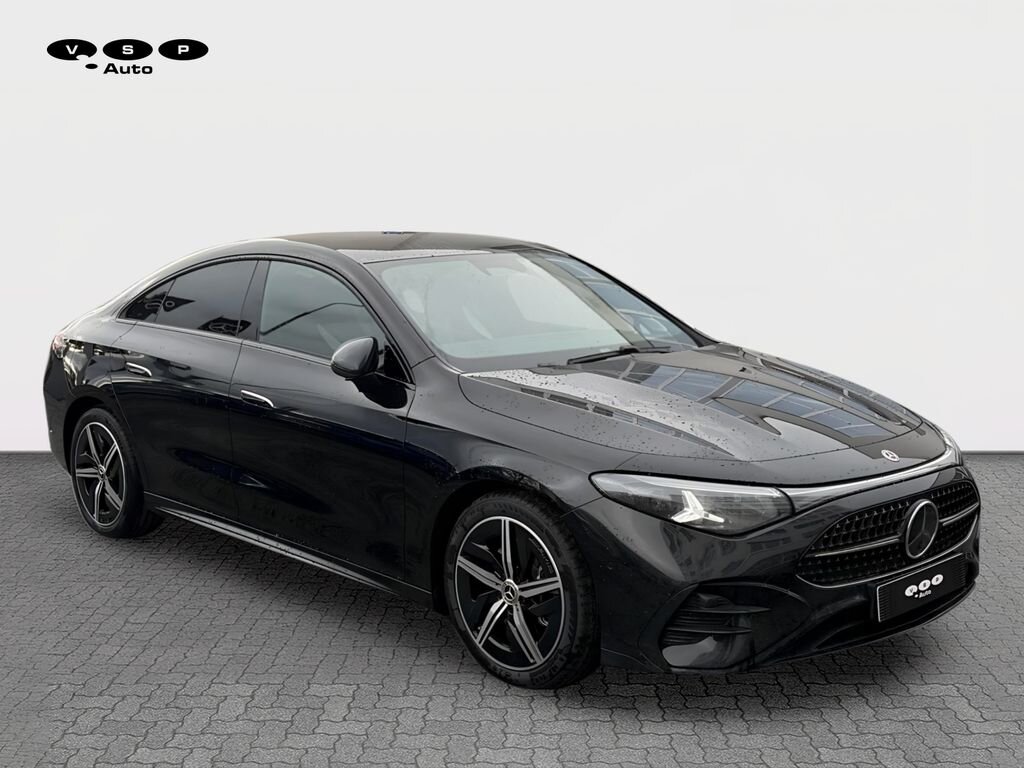 Mercedes-Benz CLA Sedan / Limuzína 1,3 l 120 kw