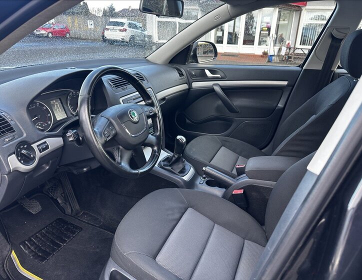 Škoda Octavia Kombi 1,8 l 118 kw