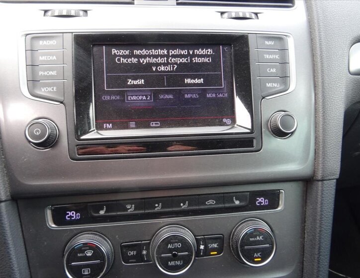 Volkswagen Golf Kombi 1,6 l 81 kw