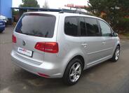 Volkswagen Touran 6