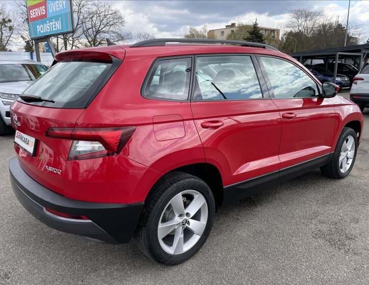 Škoda Karoq SUV / Terénní 999,0 85 kw