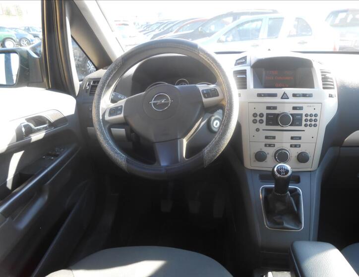 Opel Zafira 13