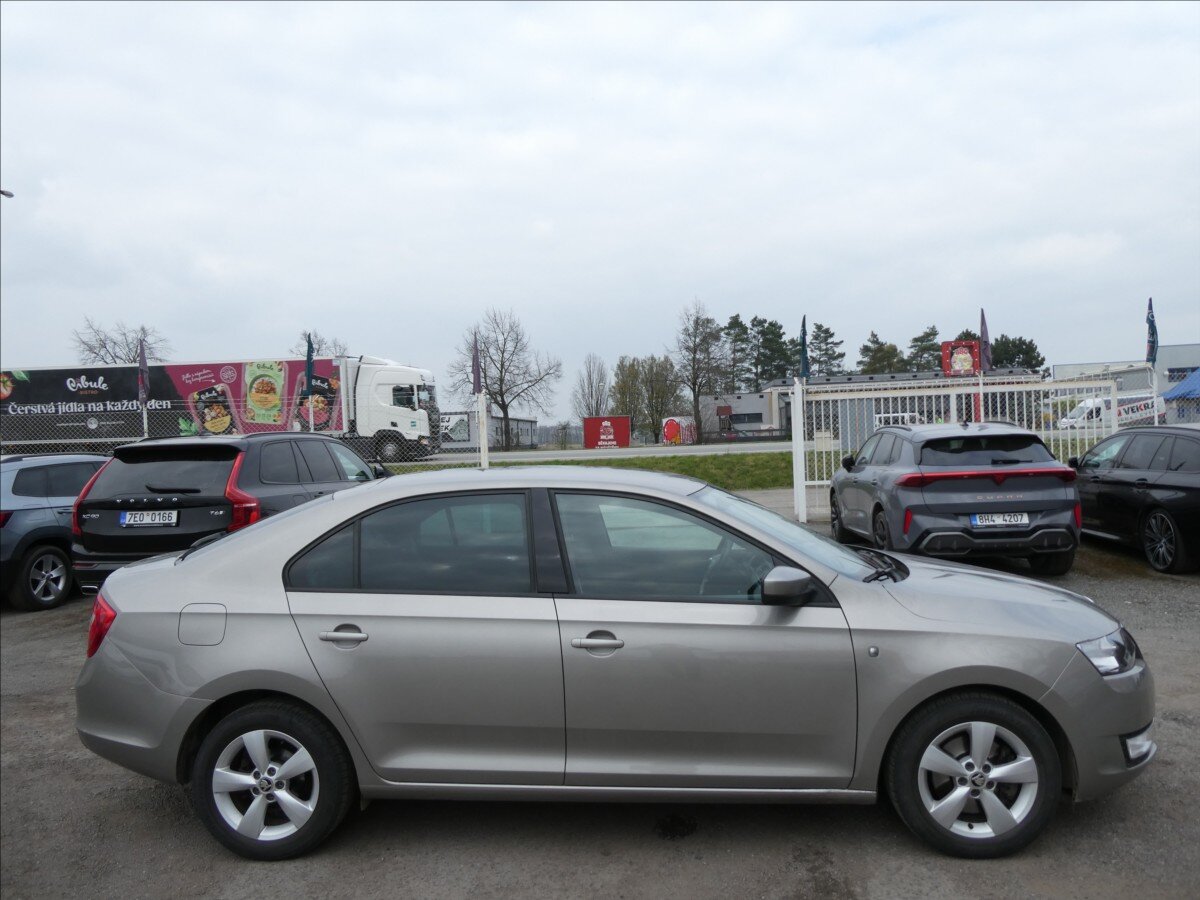 Škoda Rapid Sedan / Limuzína 1,2 l 77 kw