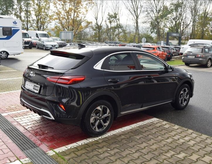 KIA XCeed SUV / Terénní 998,0 84 kw