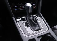 Volkswagen Passat Sedan / Limuzína 1,5 l 110 kw